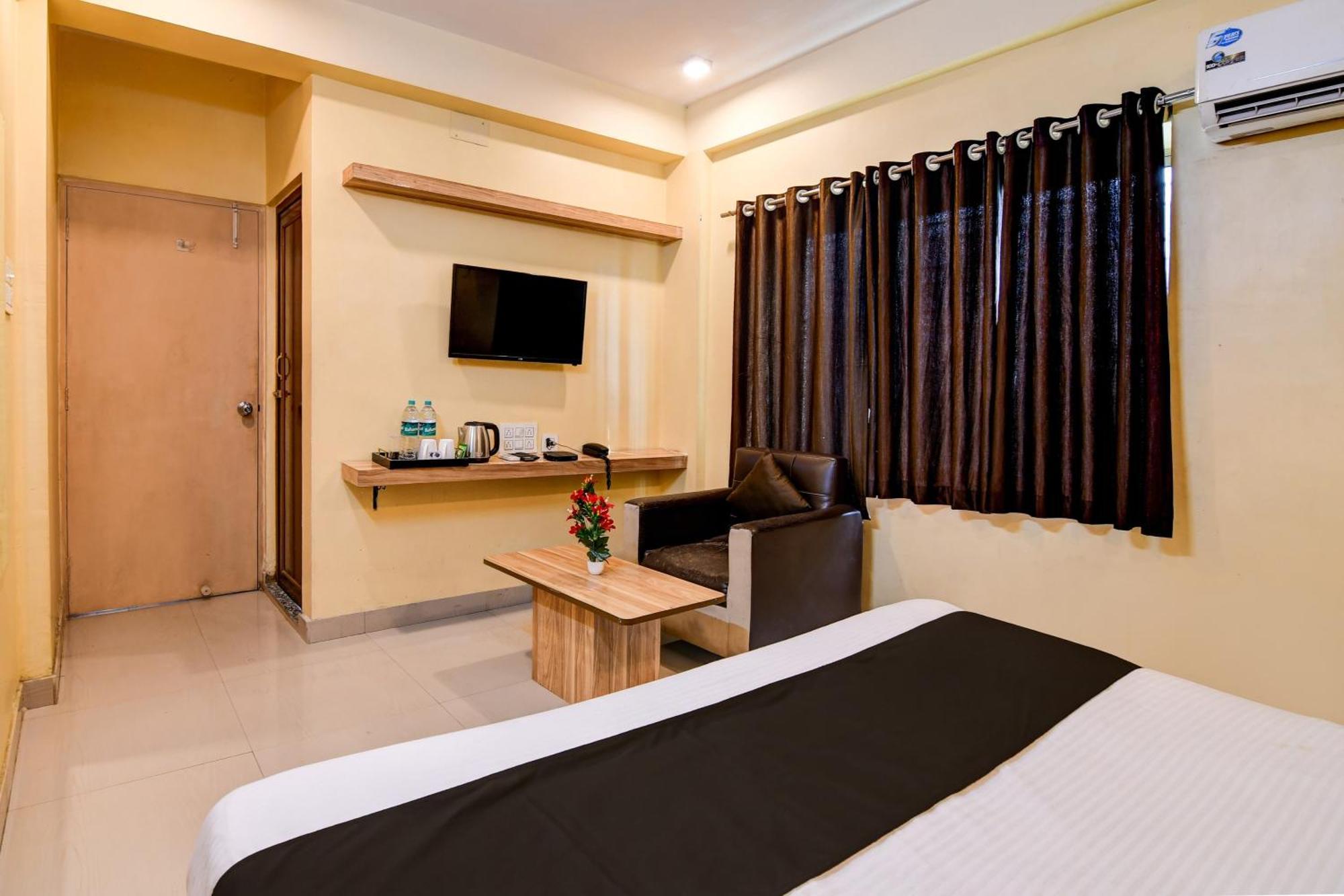 Hotel O Casa Astra Колката Екстериор снимка